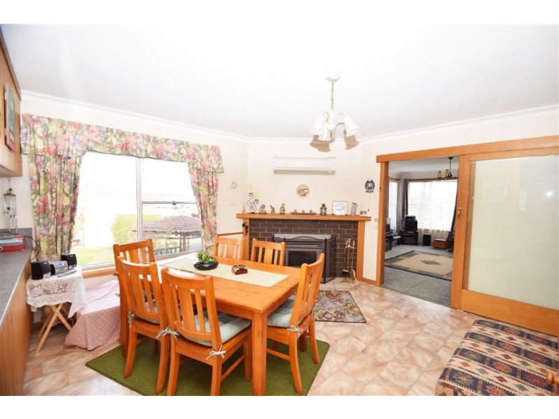 10 Winter Street, Deloraine TAS 7304