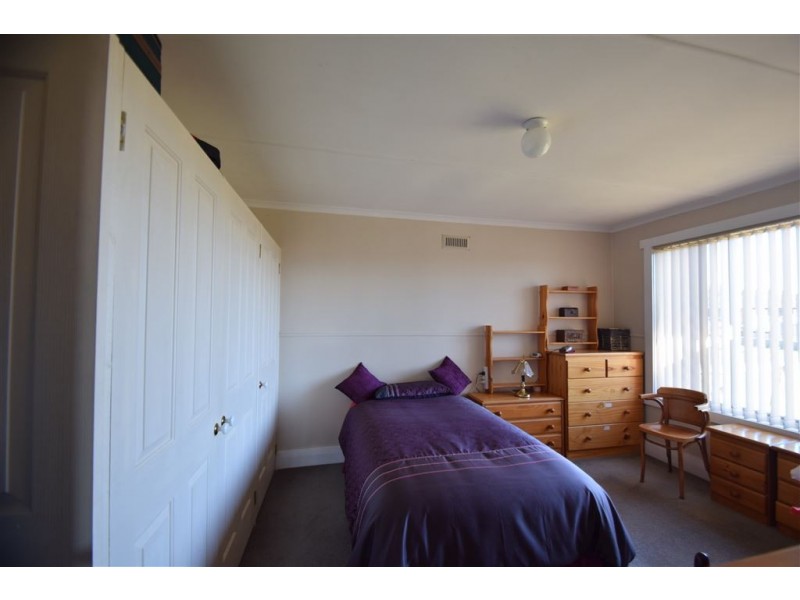 32 Gay Street, Deloraine TAS 7304