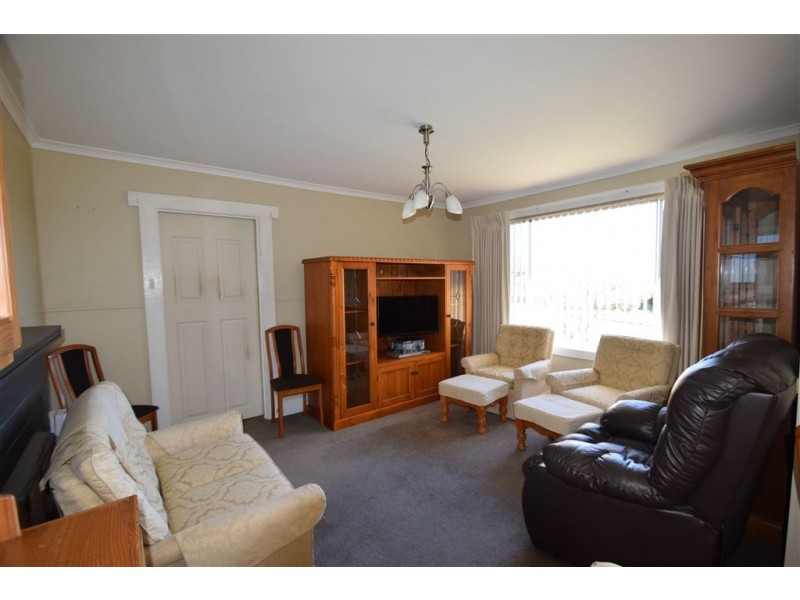 32 Gay Street, Deloraine TAS 7304