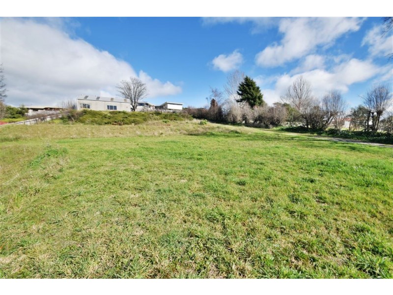 16A West Barrack, Deloraine TAS 7304