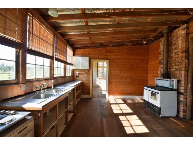 879 Weegena Road, Weegena TAS 7304