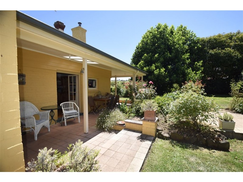 57 West Barrack St, Deloraine TAS 7304