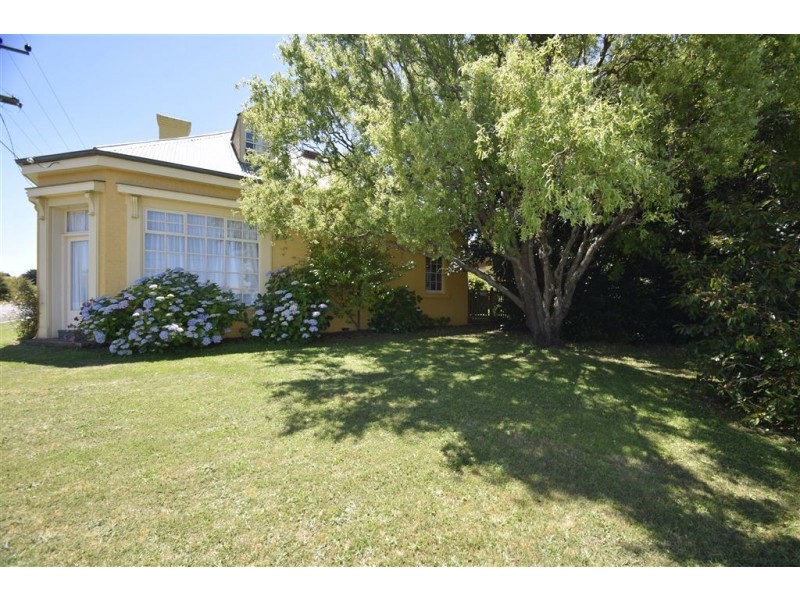 57 West Barrack St, Deloraine TAS 7304