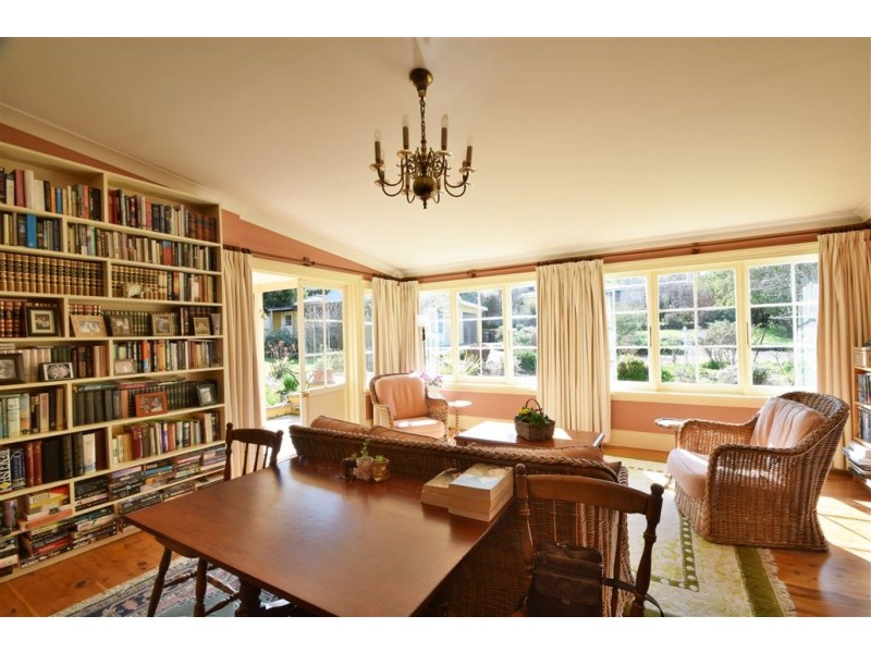 57 West Barrack St, Deloraine TAS 7304