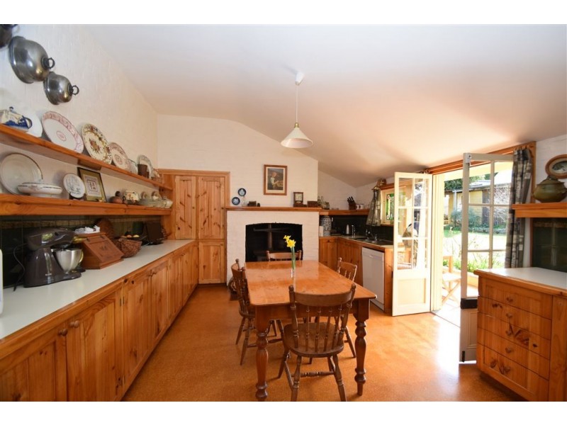 57 West Barrack St, Deloraine TAS 7304