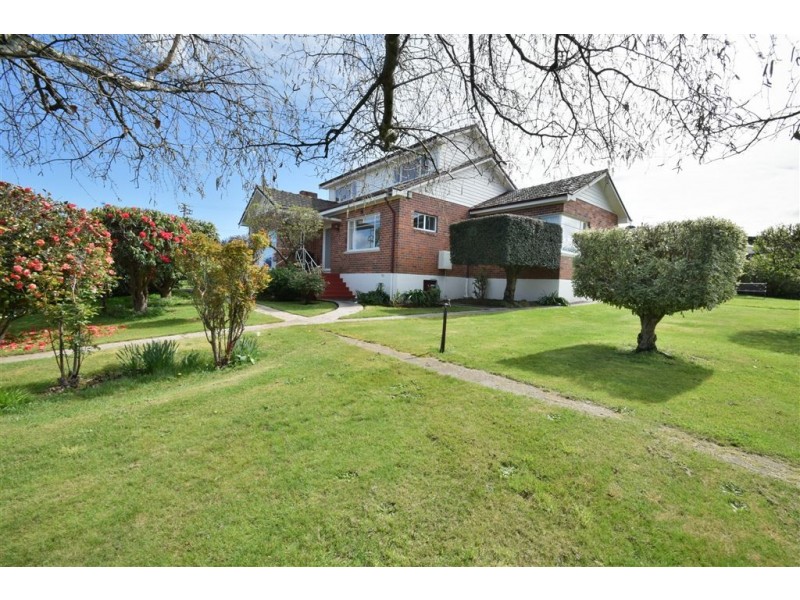 127 Emu Bay Road, Deloraine TAS 7304