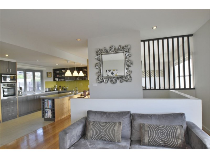 2 East Church St, Deloraine TAS 7304