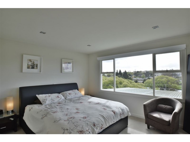 2 East Church St, Deloraine TAS 7304