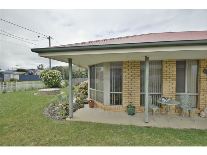 1/2 Casey Court, Deloraine TAS 7304