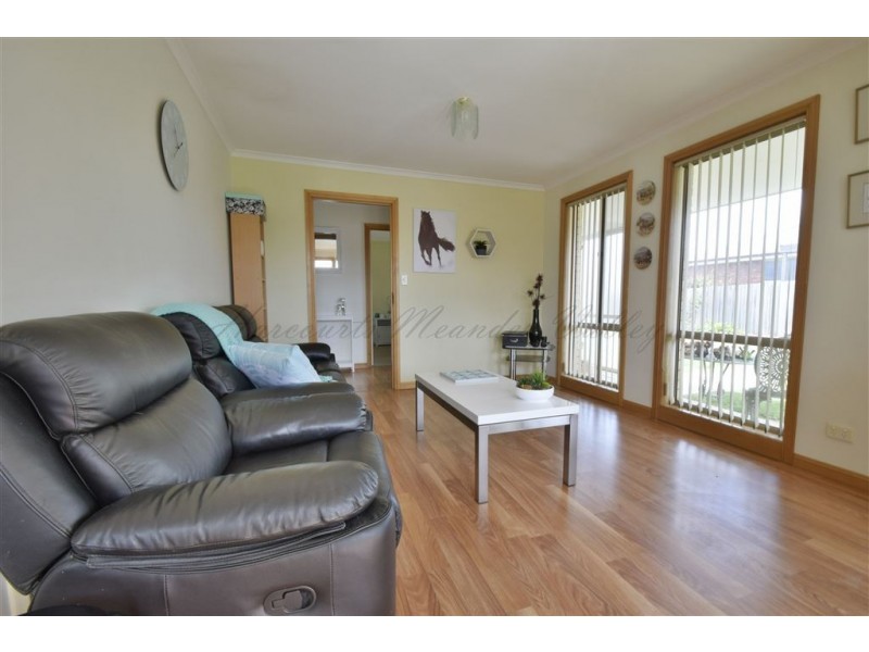 1/2 Casey Court, Deloraine TAS 7304
