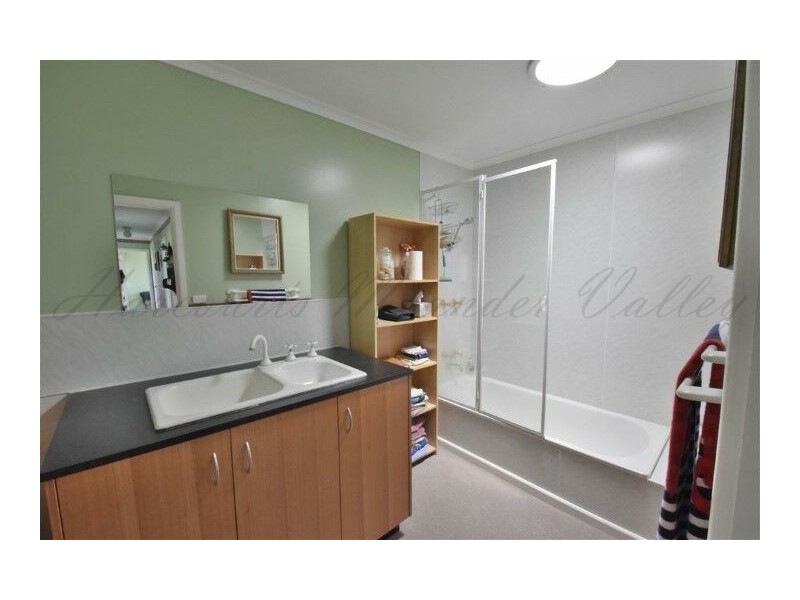 99 Deviation Rd, Westbury TAS 7303