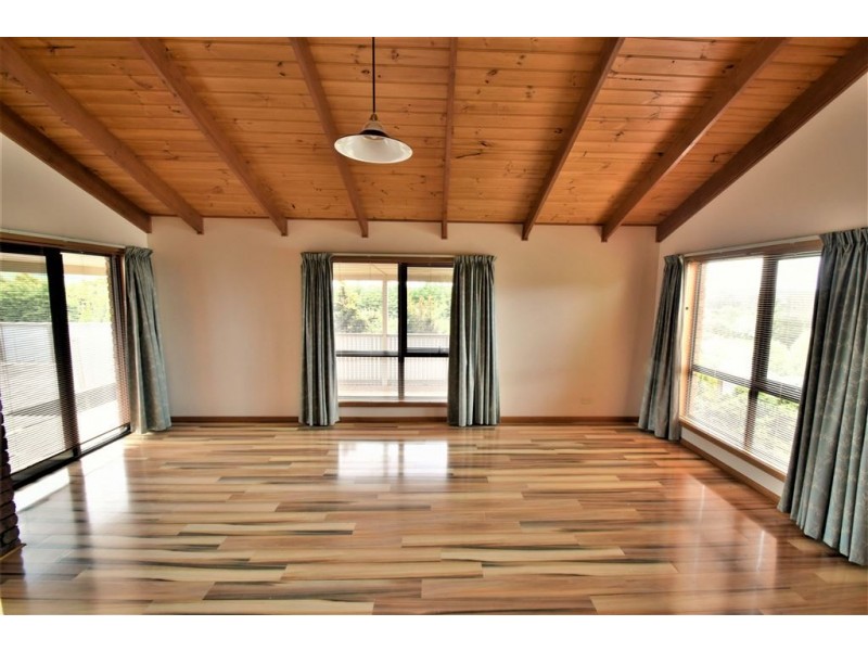 19 Five Acre Row, Westbury TAS 7303