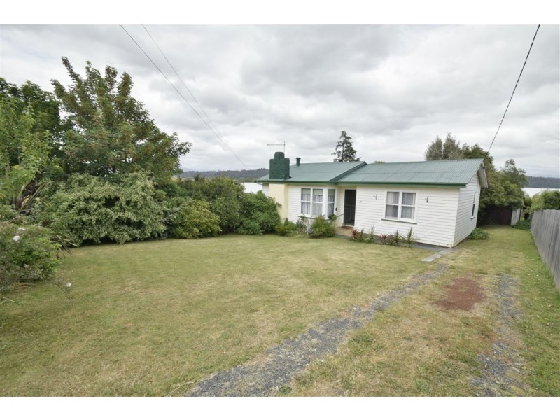 28 West Goderich St, Deloraine TAS 7304