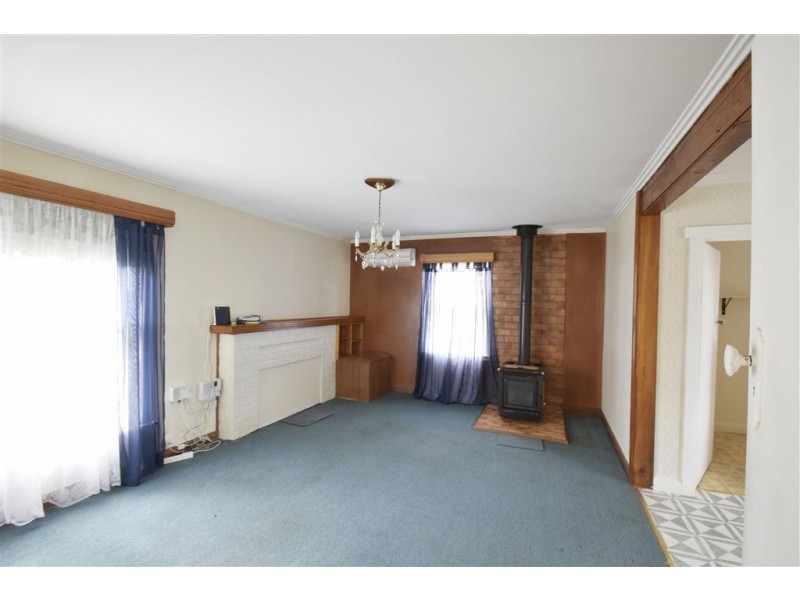 28 West Goderich St, Deloraine TAS 7304