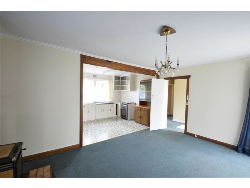 28 West Goderich St, Deloraine TAS 7304