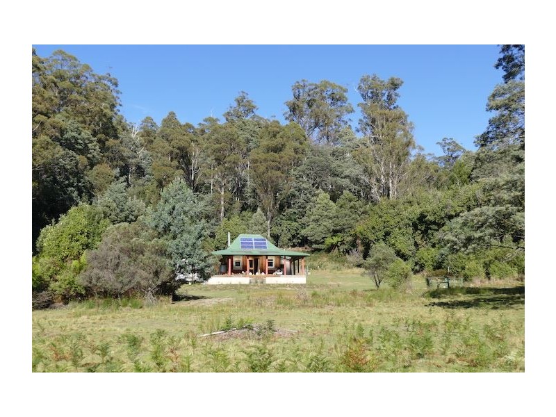 387 Sugarloaf Road, Jackeys Marsh TAS 7304