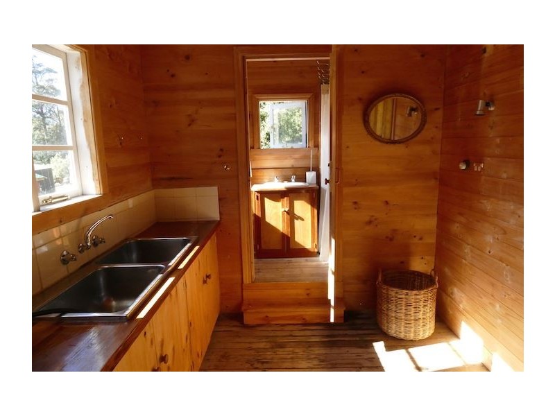 387 Sugarloaf Road, Jackeys Marsh TAS 7304