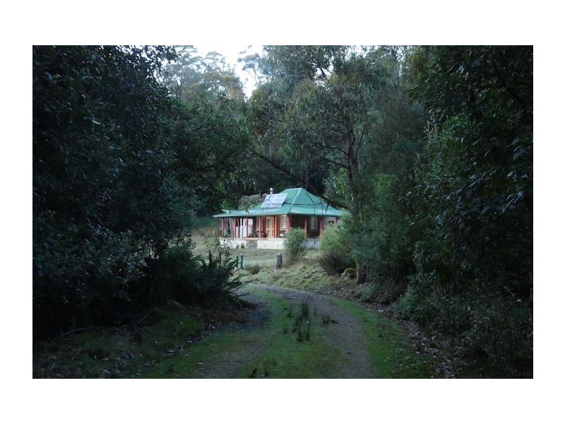 387 Sugarloaf Road, Jackeys Marsh TAS 7304