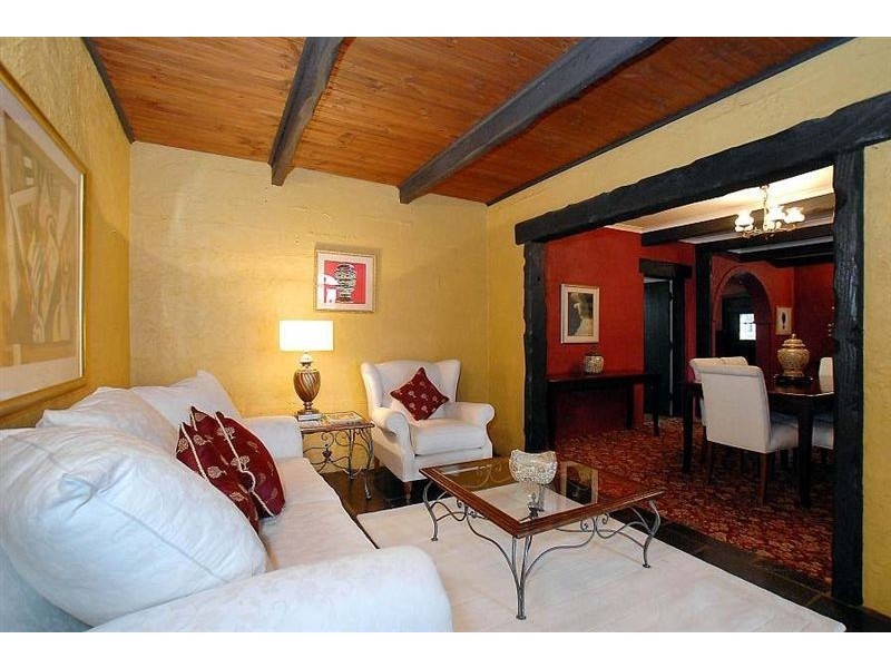 1 Flora Close, Cockatoo VIC 3781