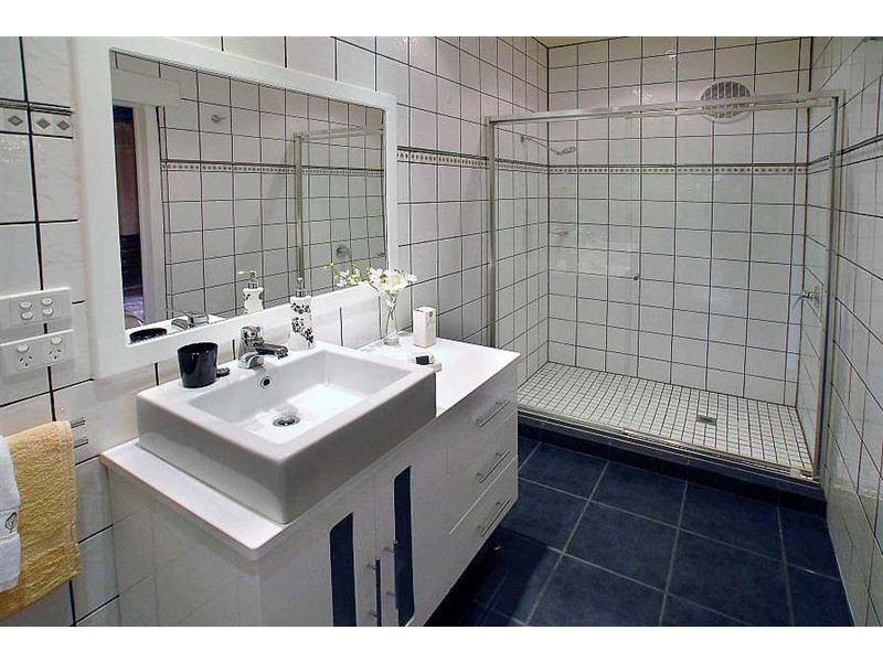 1 Flora Close, Cockatoo VIC 3781