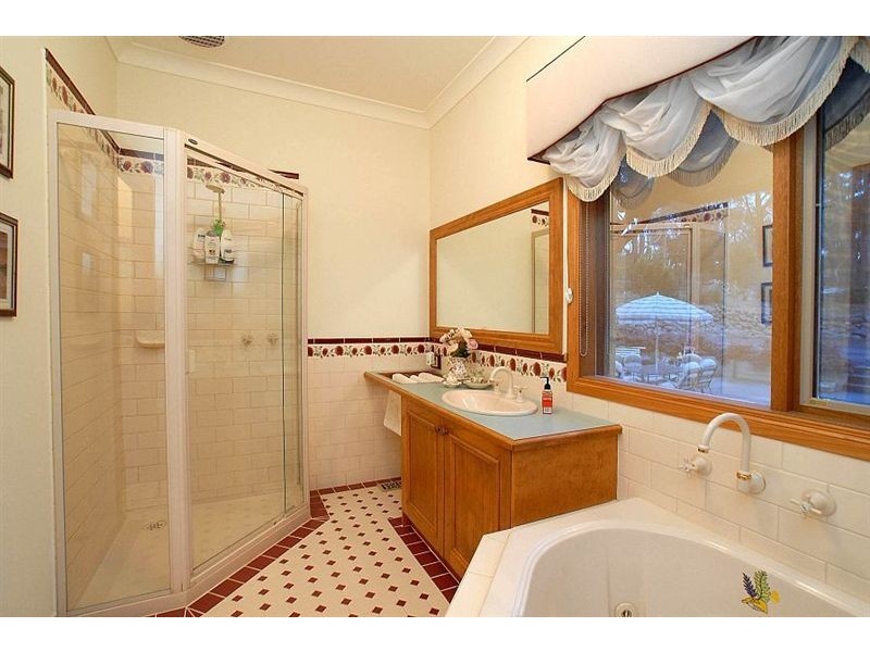 17 Butterfield Road, Emerald VIC 3782