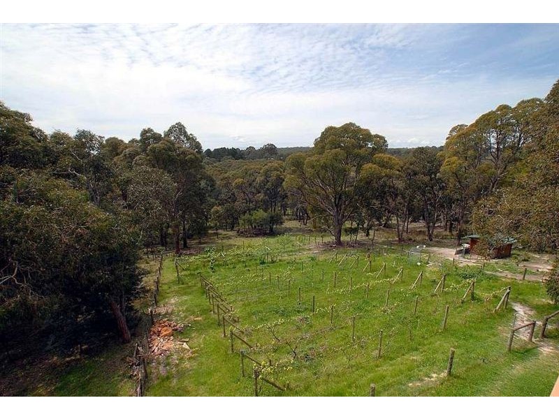 60 Paton Road, Macclesfield VIC 3782