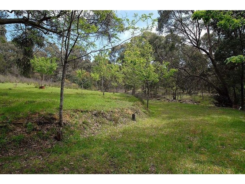 60 Paton Road, Macclesfield VIC 3782