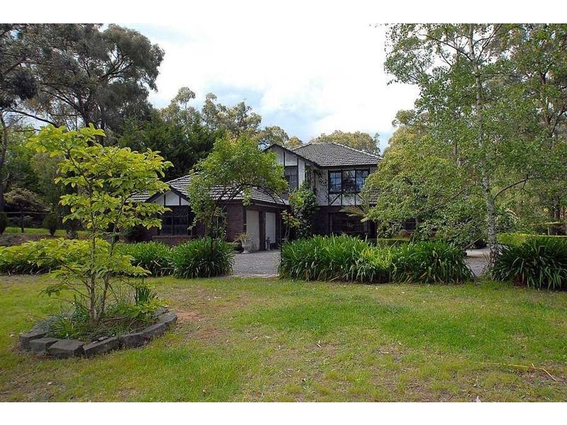5A Old Beaconsfield Road, Emerald VIC 3782