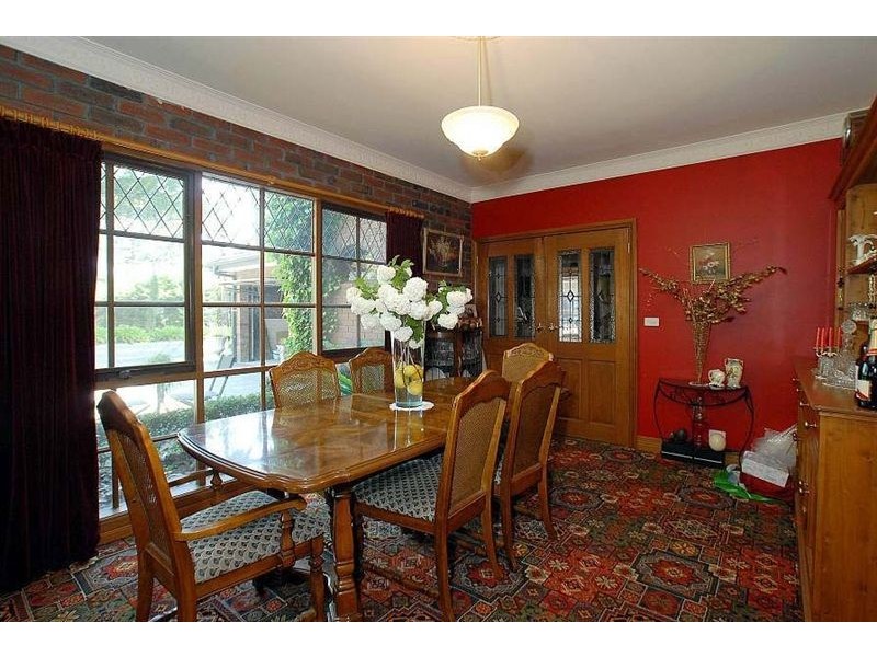 5A Old Beaconsfield Road, Emerald VIC 3782