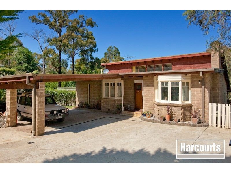 45 Belgrave Gembrook Rd, Cockatoo VIC 3781