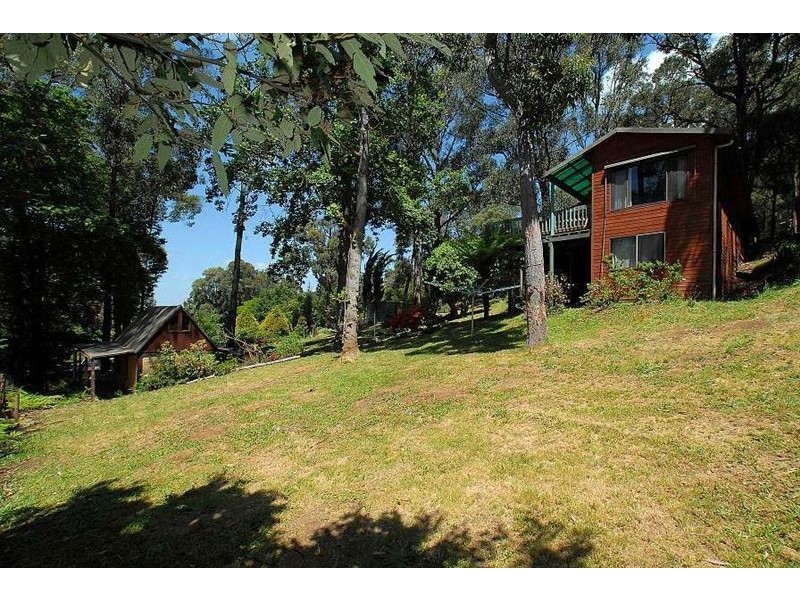 10-12 Jeanne Street, Cockatoo VIC 3781