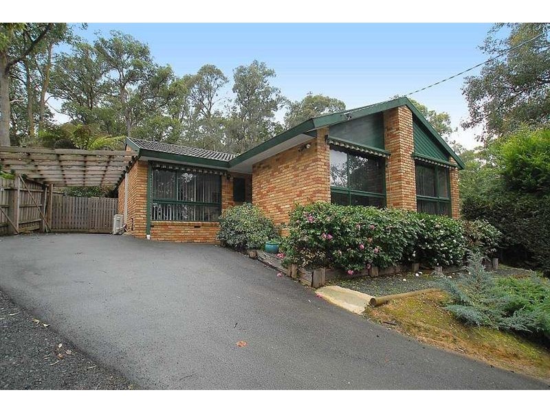 471 Belgrave Gembrook Rd, Avonsleigh VIC 3782