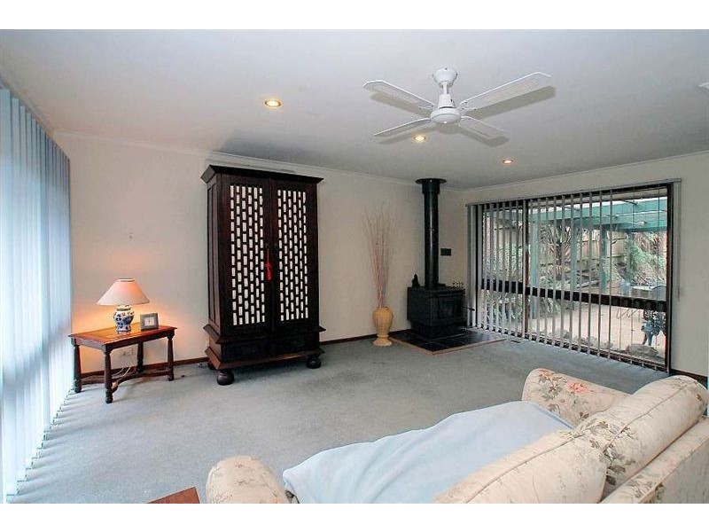 471 Belgrave Gembrook Rd, Avonsleigh VIC 3782