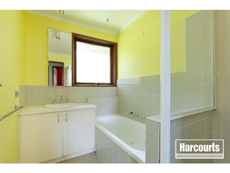 44 Caroline Ave, Cockatoo VIC 3781