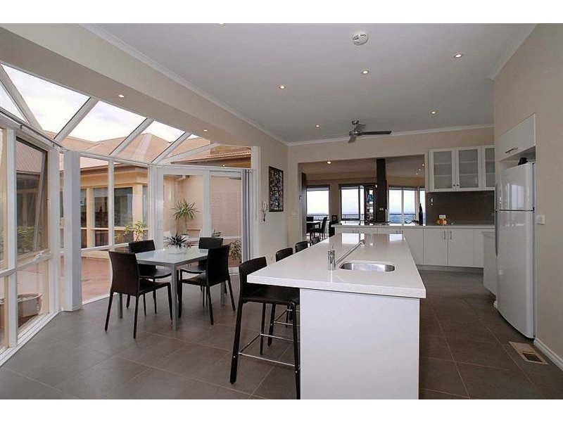 11 Blackhill Rd, Menzies Creek VIC 3159