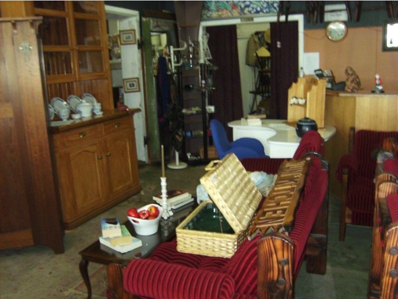 381 Belgrave Gembrook Rd, Emerald VIC 3782