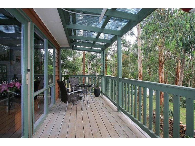 26 Kitchener Parade, Cockatoo VIC 3781