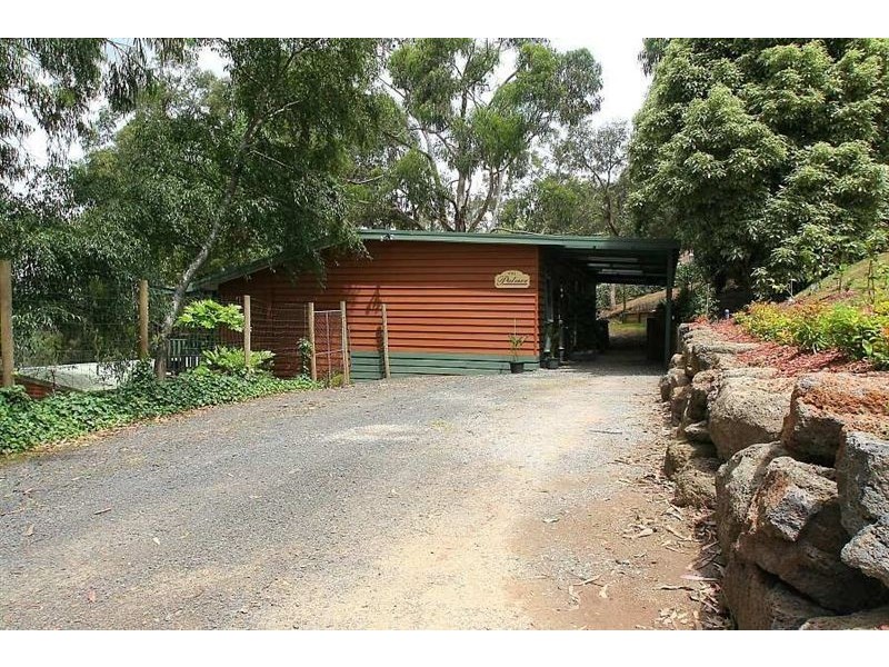 26 Kitchener Parade, Cockatoo VIC 3781