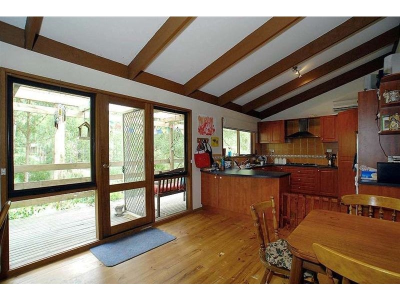 5 Borang Avenue, Selby VIC 3159