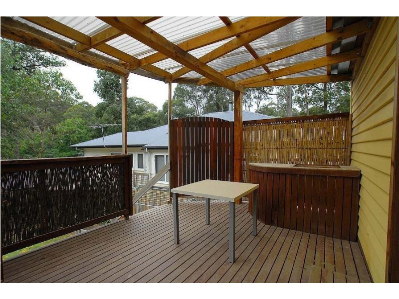 19 Edmunds Road, Cockatoo VIC 3781