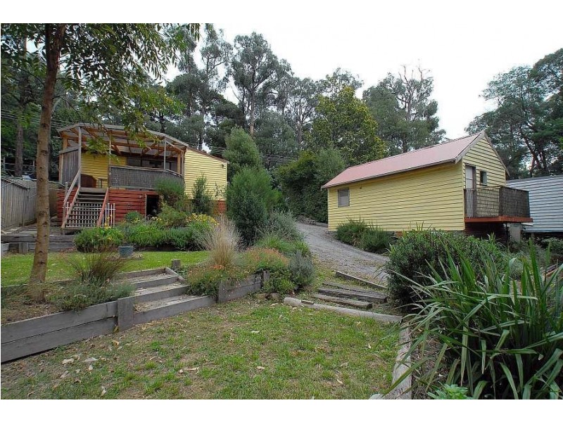 19 Edmunds Road, Cockatoo VIC 3781