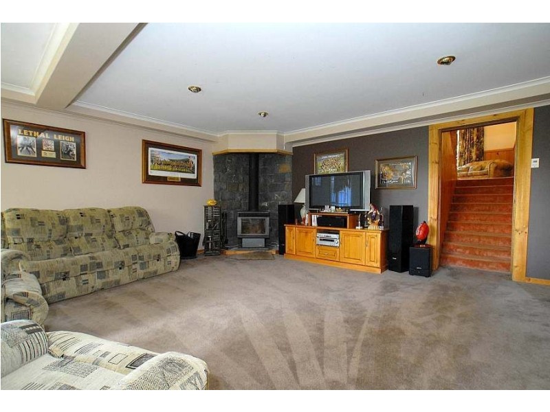 19 Baker Street, Cockatoo VIC 3781