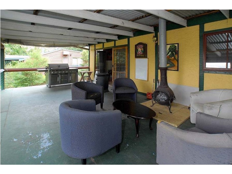 19 Baker Street, Cockatoo VIC 3781