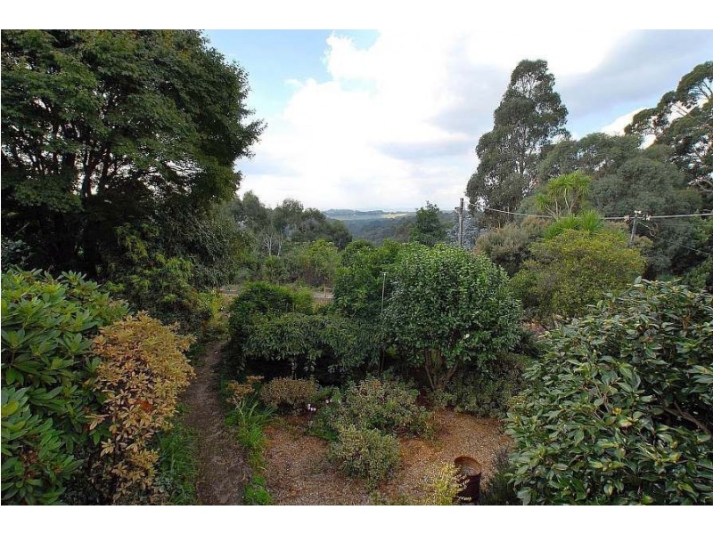 14 Emerald Monbulk Road, Emerald VIC 3782