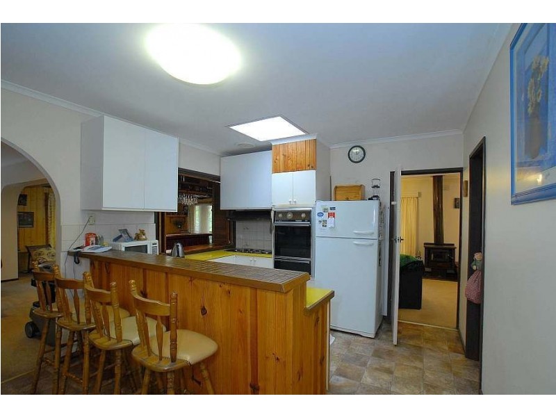 27 Church Street, Emerald VIC 3782