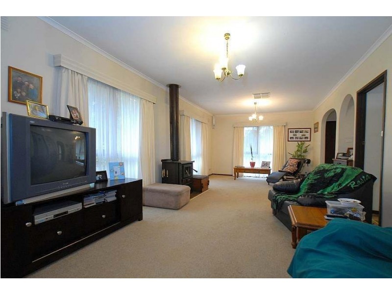 27 Church Street, Emerald VIC 3782