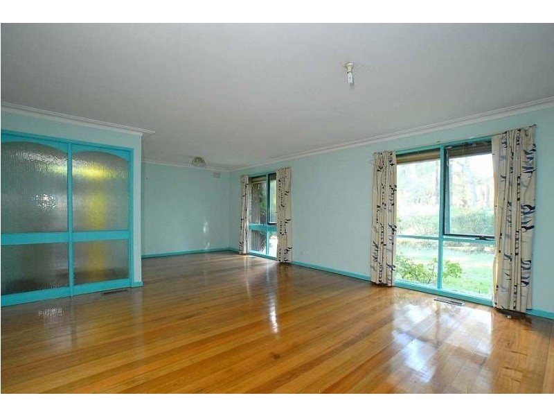 9 Bayview Road, Emerald VIC 3782