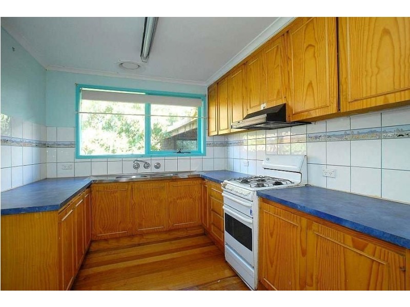 9 Bayview Road, Emerald VIC 3782