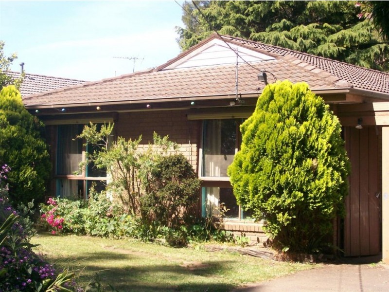 9 Bayview Road, Emerald VIC 3782