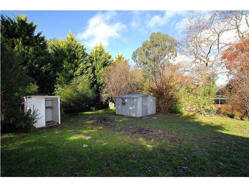 9 Bayview Road, Emerald VIC 3782